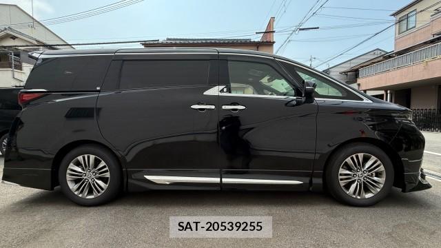 Toyota ALPHARD 2025-07 8282220-3