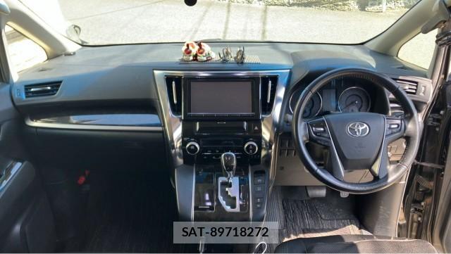 Toyota ALPHARD 2015-11 8282242-2