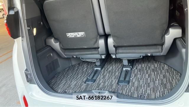 Toyota ALPHARD 2023-07 8282326-17