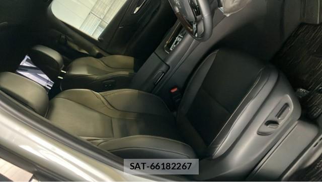 Toyota ALPHARD 2023-07 8282326-5