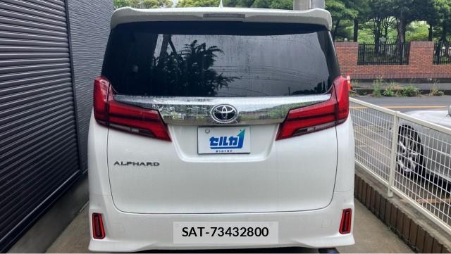Toyota ALPHARD 2021-08 8282350-1