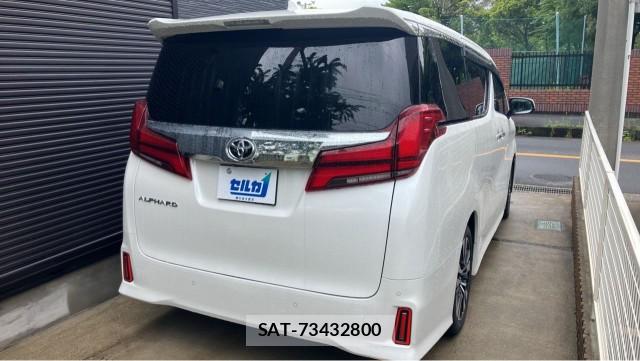 Toyota ALPHARD 2021-08 8282350-12