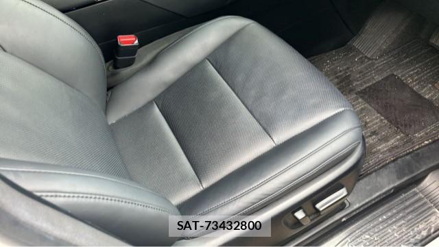 Toyota ALPHARD 2021-08 8282350-5