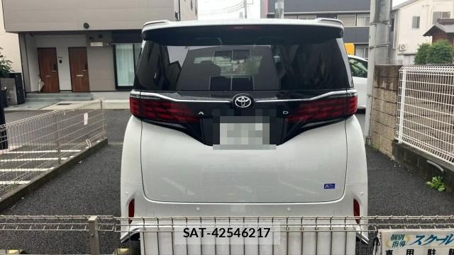 Toyota ALPHARD 2025-06 8282359-1