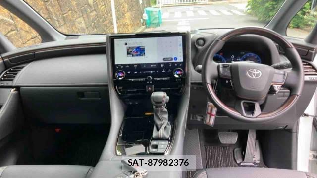 Toyota ALPHARD 2024-10 8282395-2