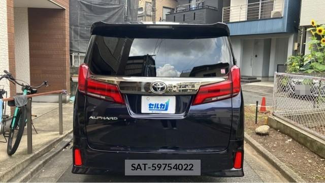 Toyota ALPHARD 2021-08 8282429-1