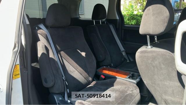 Toyota ALPHARD 2010-05 8282473-6