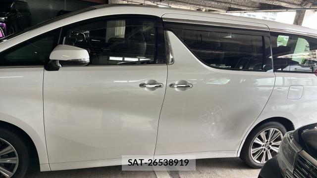 Toyota ALPHARD 2017-02 8282493-3