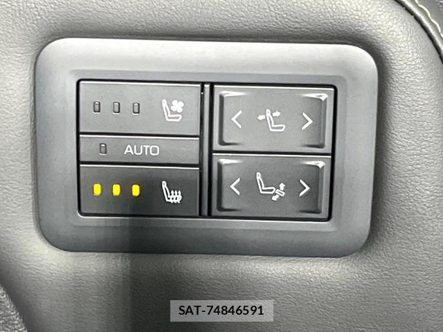 Toyota ALPHARD 2024-08 8282666-6