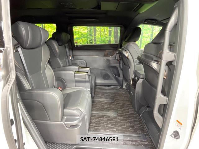 Toyota ALPHARD 2024-08 8282666-8
