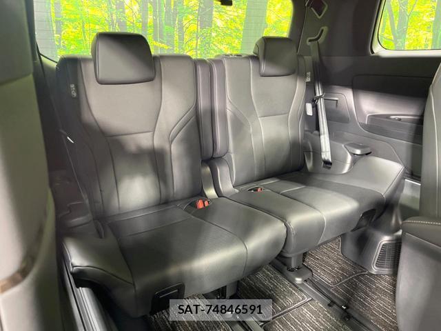 Toyota ALPHARD 2024-08 8282666-9