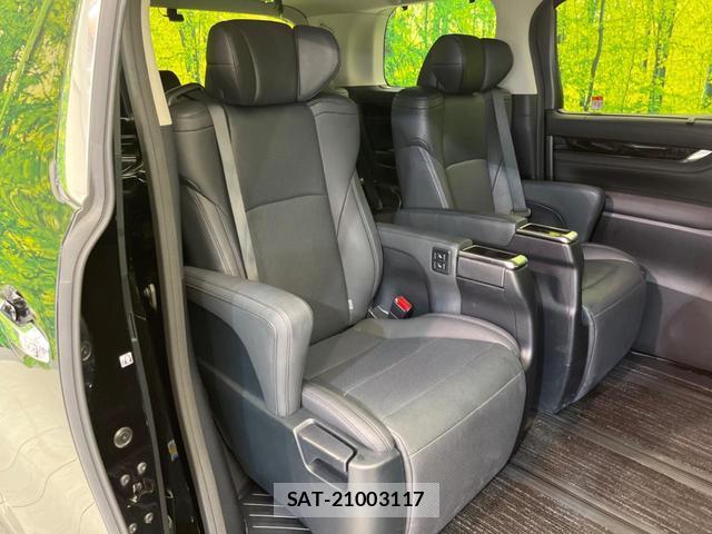 Toyota ALPHARD 2022-07 8282845-8