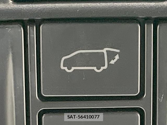 Toyota ALPHARD 2018-09 8282864-5