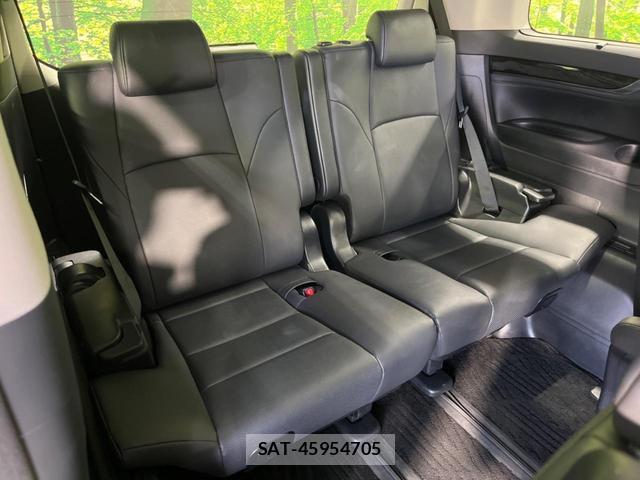 Toyota ALPHARD 2022-04 8283144-9