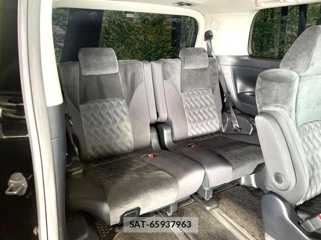 Toyota ALPHARD 2018-06 8283452-15
