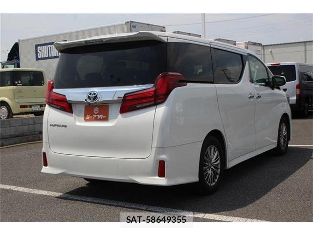 Toyota ALPHARD 2021-06 8283558-13
