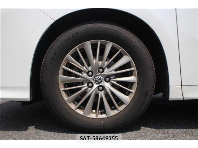 Toyota ALPHARD 2021-06 8283558-16