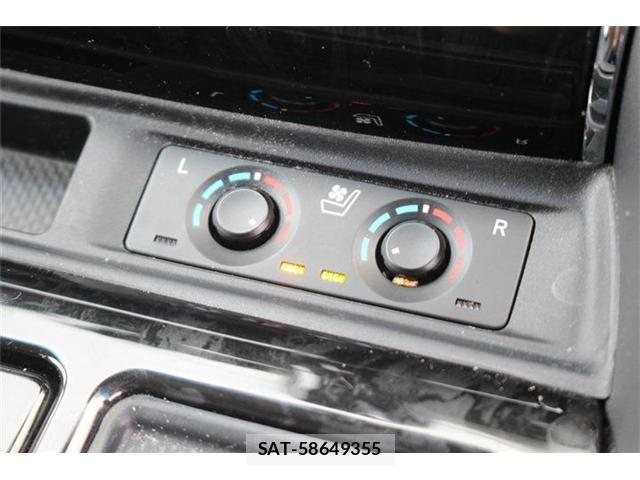 Toyota ALPHARD 2021-06 8283558-6