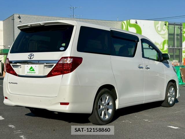 Toyota ALPHARD 2013-11 8284030-1