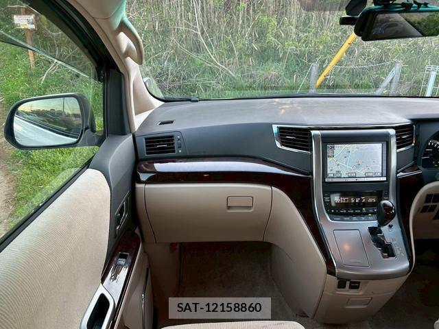 Toyota ALPHARD 2013-11 8284030-3