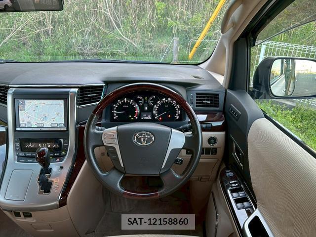 Toyota ALPHARD 2013-11 8284030-6