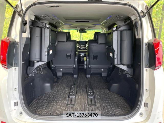 Toyota ALPHARD 2020-11 8284508-9