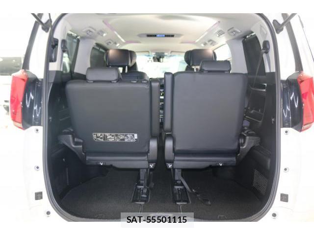 Toyota ALPHARD 2019-01 8284592-17