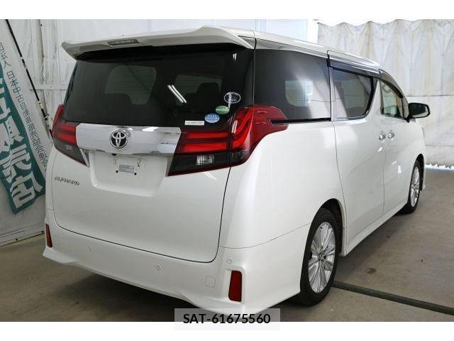 Toyota ALPHARD 2016-08 8284845-4