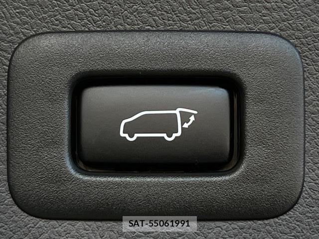 Toyota ALPHARD 2017-10 8284896-5