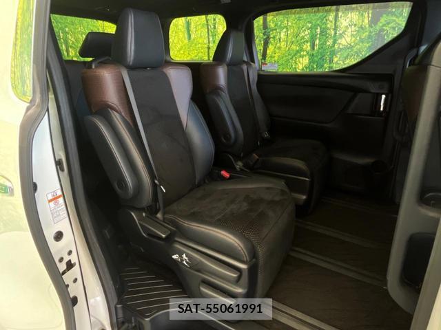 Toyota ALPHARD 2017-10 8284896-8