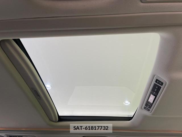 Toyota ALPHARD 2009-11 8284937-2