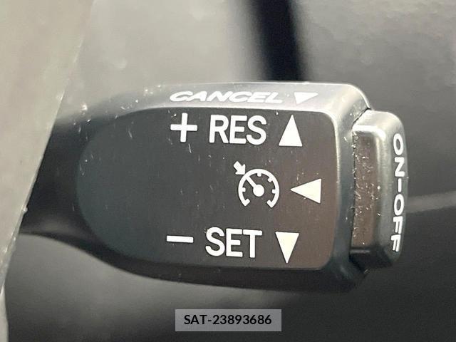 Toyota ALPHARD 2014-02 8285075-5