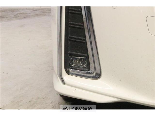 Toyota ALPHARD 2021-06 8285116-14