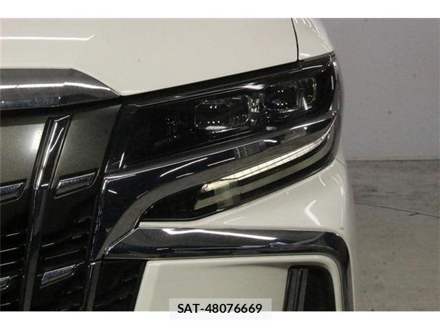 Toyota ALPHARD 2021-06 8285116-16