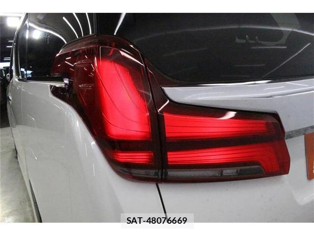 Toyota ALPHARD 2021-06 8285116-19