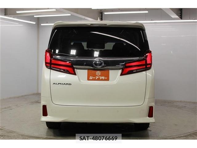 Toyota ALPHARD 2021-06 8285116-7