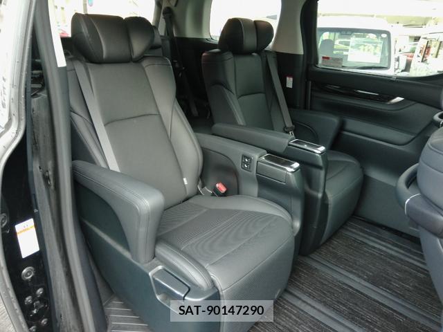 Toyota ALPHARD 2021-09 8285582-19