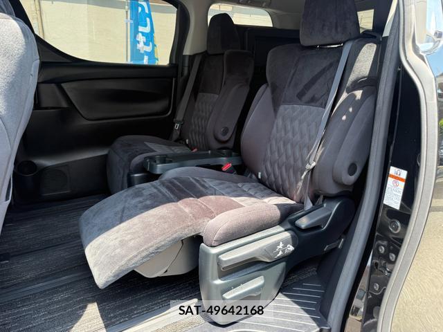 Toyota ALPHARD 2019-09 8285664-14