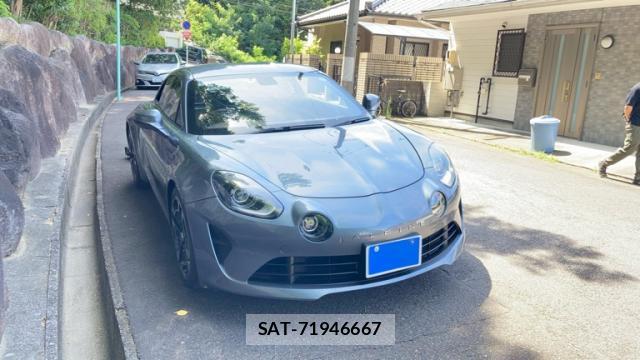 Renault ALPINE 2019-04 8277493-1