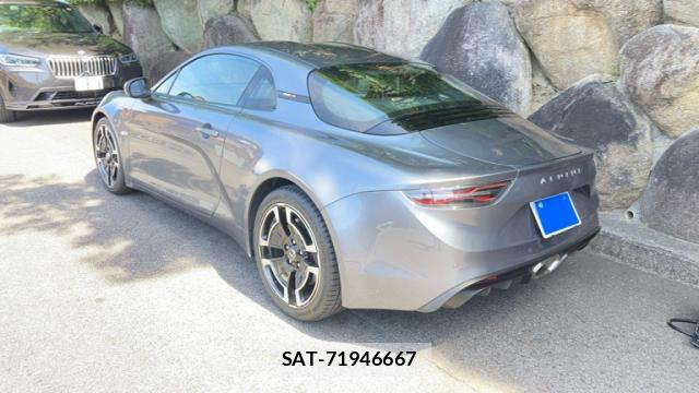 Renault ALPINE 2019-04 8277493-13