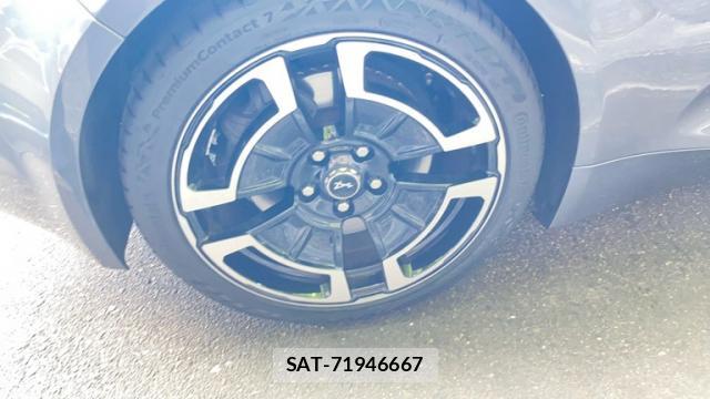 Renault ALPINE 2019-04 8277493-15