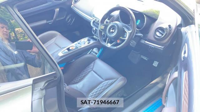 Renault ALPINE 2019-04 8277493-18