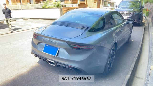 Renault ALPINE 2019-04 8277493-2