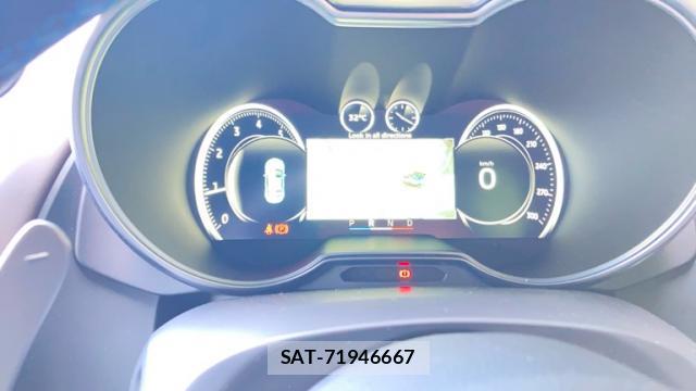 Renault ALPINE 2019-04 8277493-5