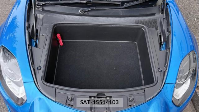 Renault ALPINE 2022-03 8282052-13