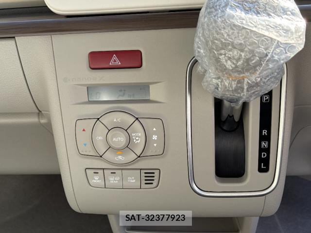 Suzuki LAPIN 2025-10 8280324-11