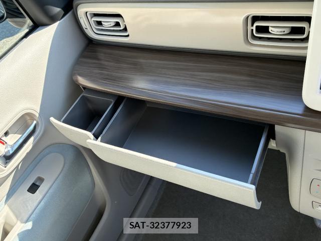 Suzuki LAPIN 2025-10 8280324-14
