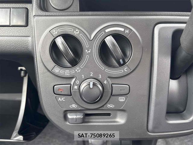 Suzuki ALTO 2025-07 8276828-7