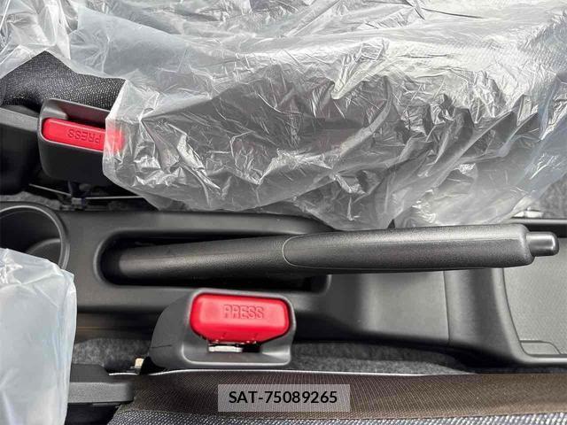 Suzuki ALTO 2025-07 8276828-9