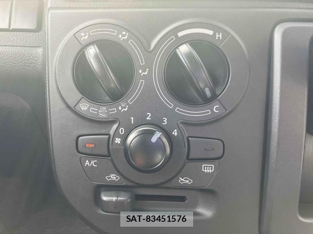 Suzuki ALTO 2025-12 8277096-7